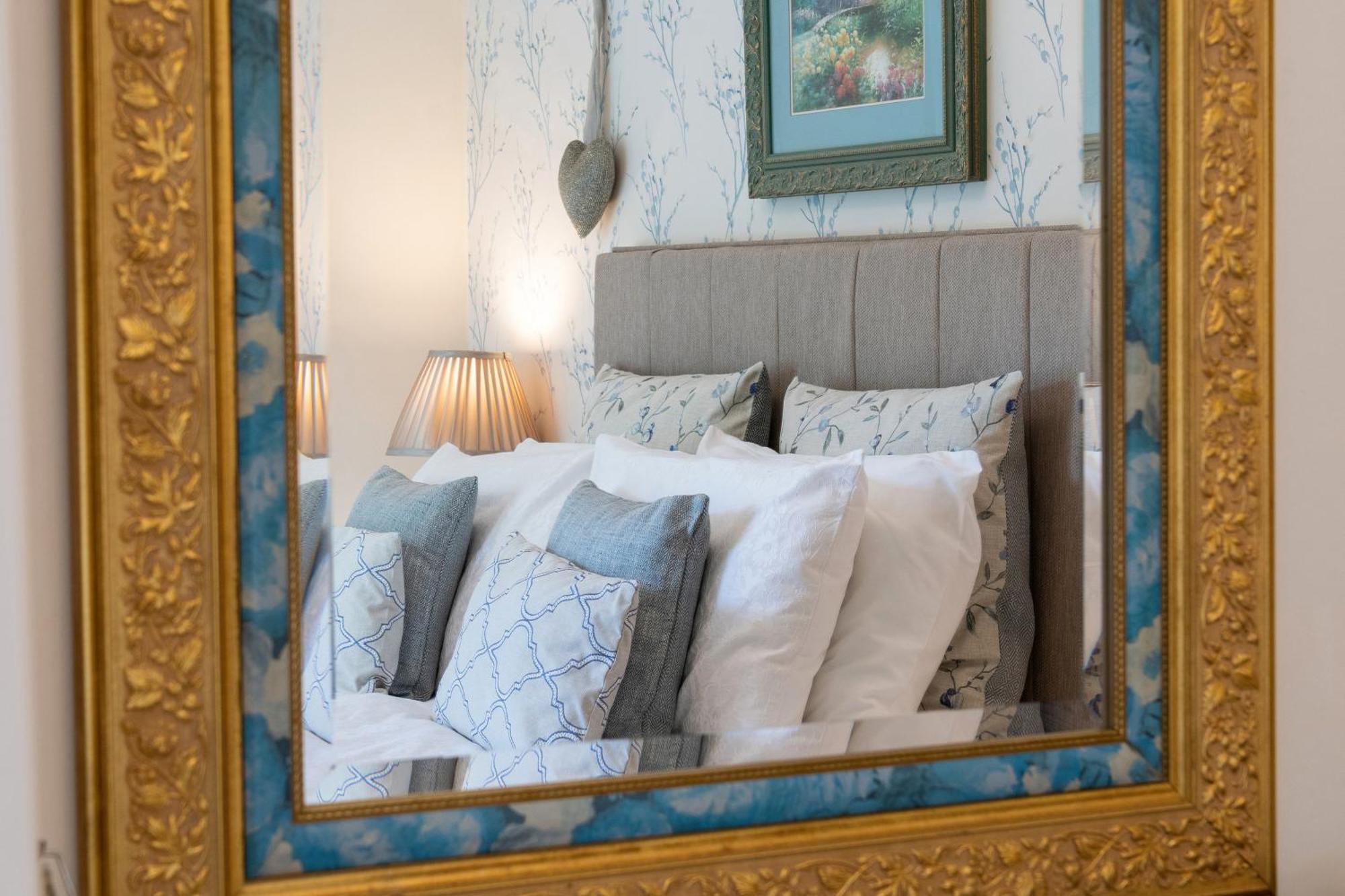 Afon Rhaiadr Bed & Breakfast 5*